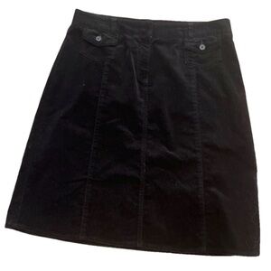 Bass Sz 6 black fine corduroy A line mini skirt with front zip and tab pockets